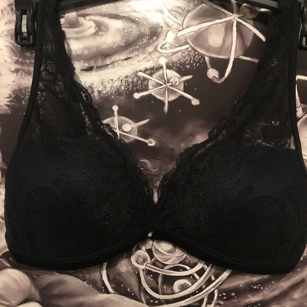 NWOT Maidenform Fun and Flirty Bra